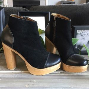 Cynthia Vincent Boots